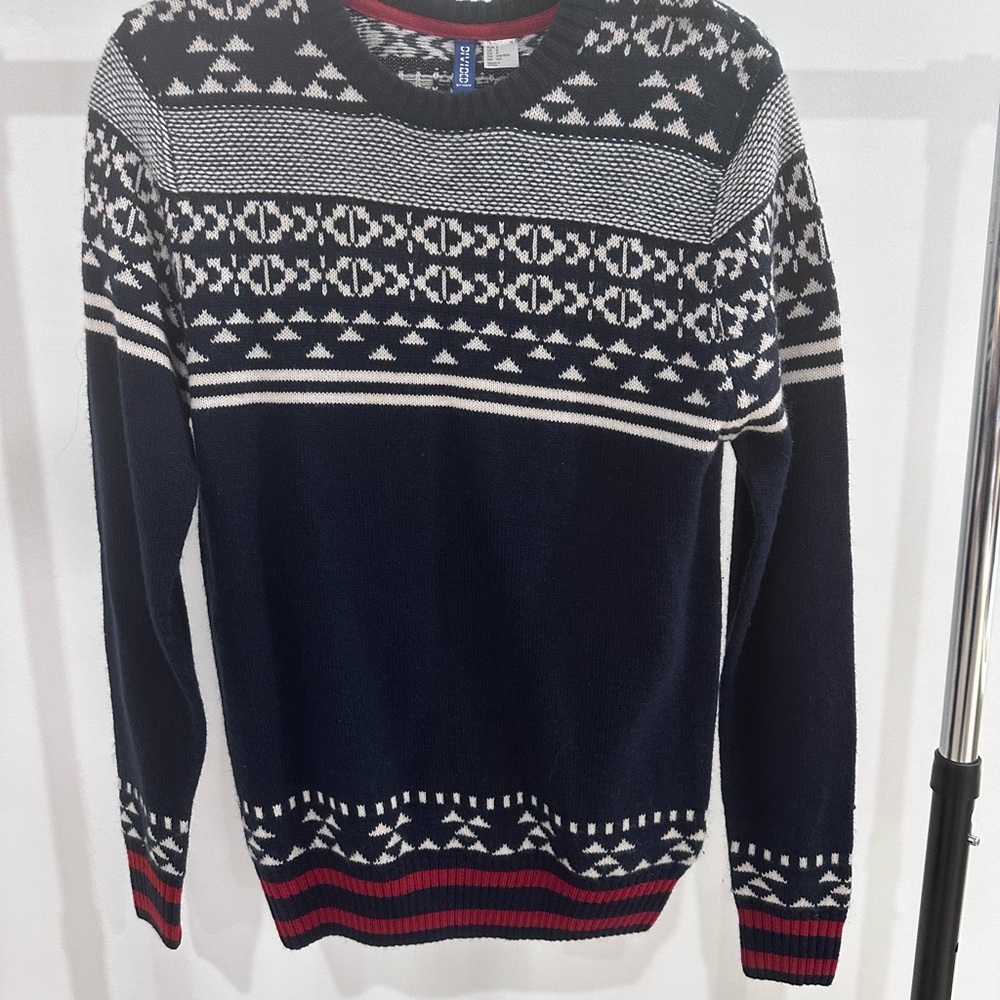 H&M Navy and White Patterned Sweater